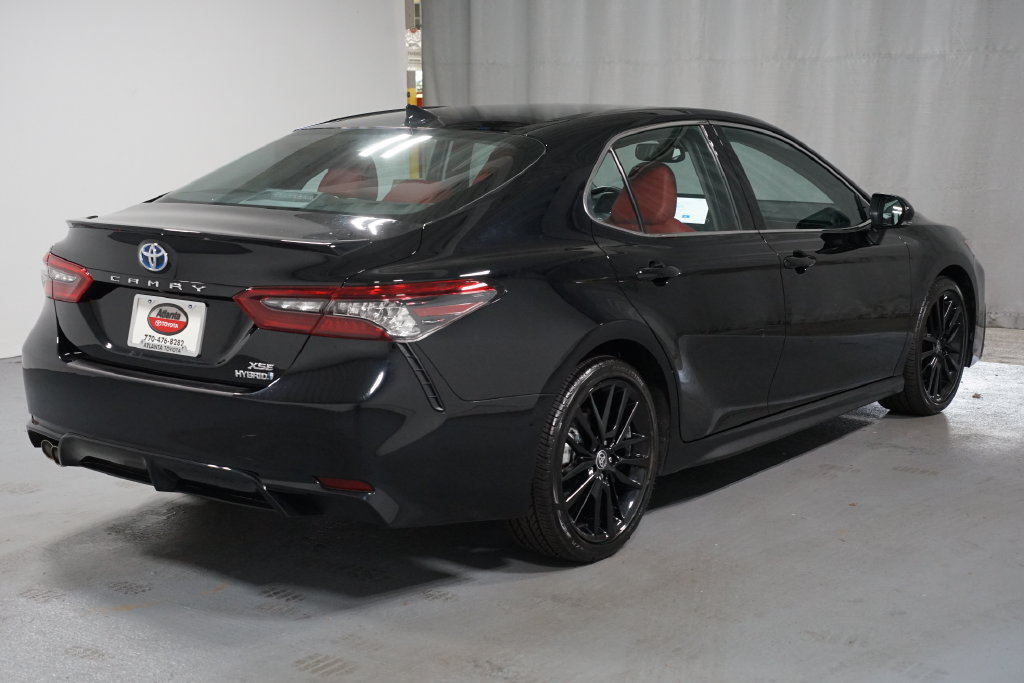 Thumbnail: 2022 Toyota Camry - 8