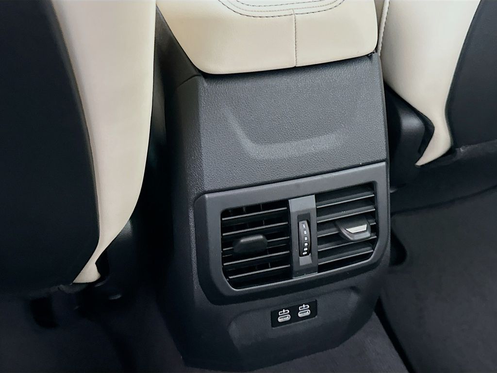 Thumbnail: 2026 BMW 2 Series - 18