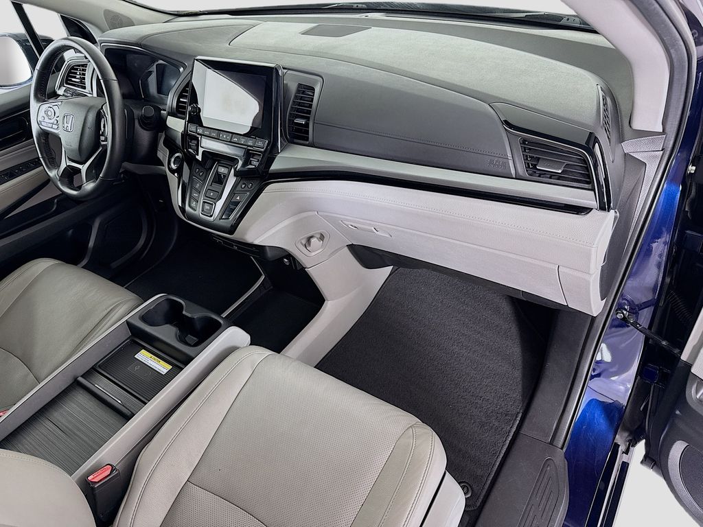 Thumbnail: 2020 Honda Odyssey - 17