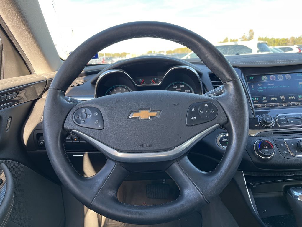 Thumbnail: 2016 Chevrolet Impala - 16