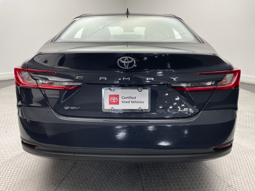 2025 Toyota Camry LE 6