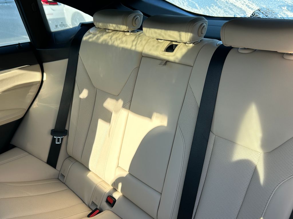 Thumbnail: 2025 BMW i4 - 32