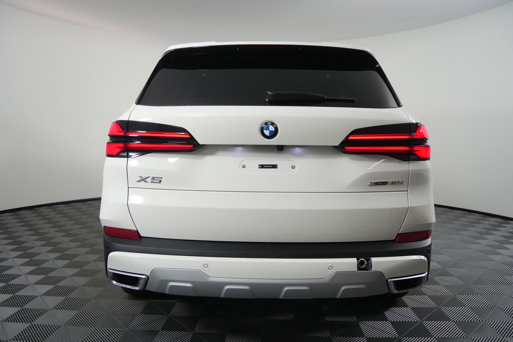 Thumbnail: 2026 BMW X5 - 4