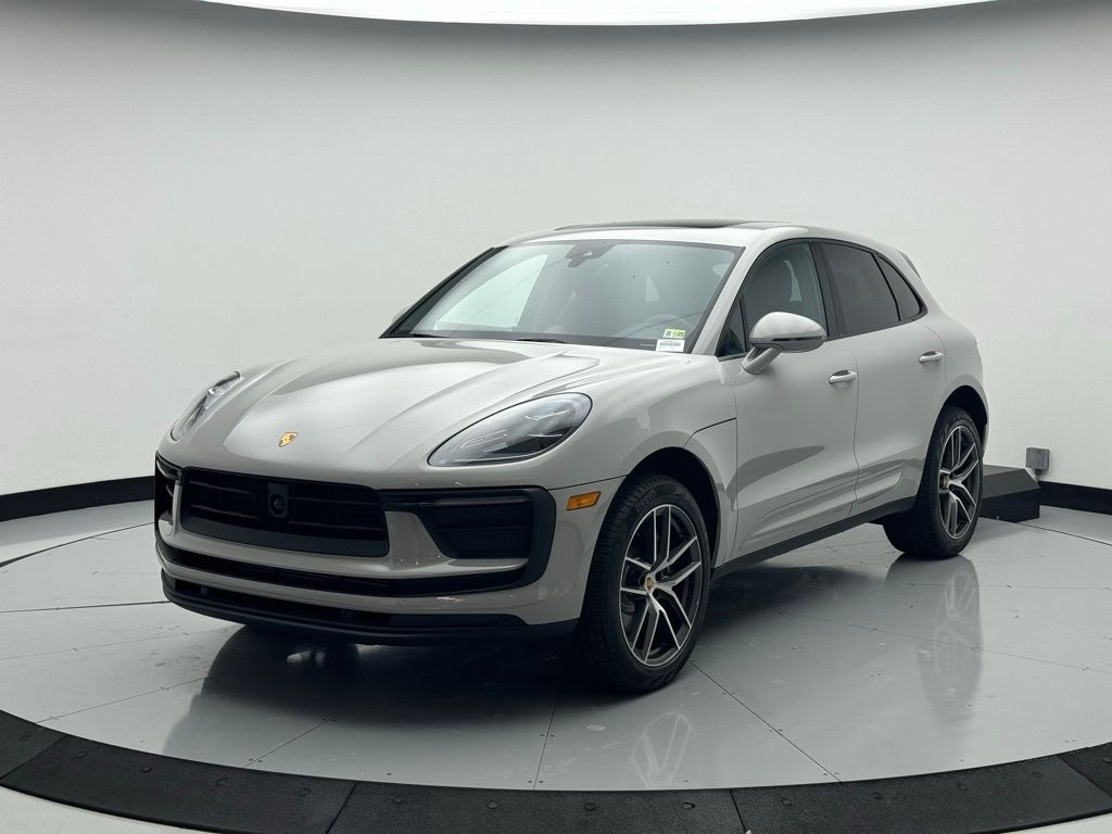 2025 Porsche Macan  -
                Chantilly, VA