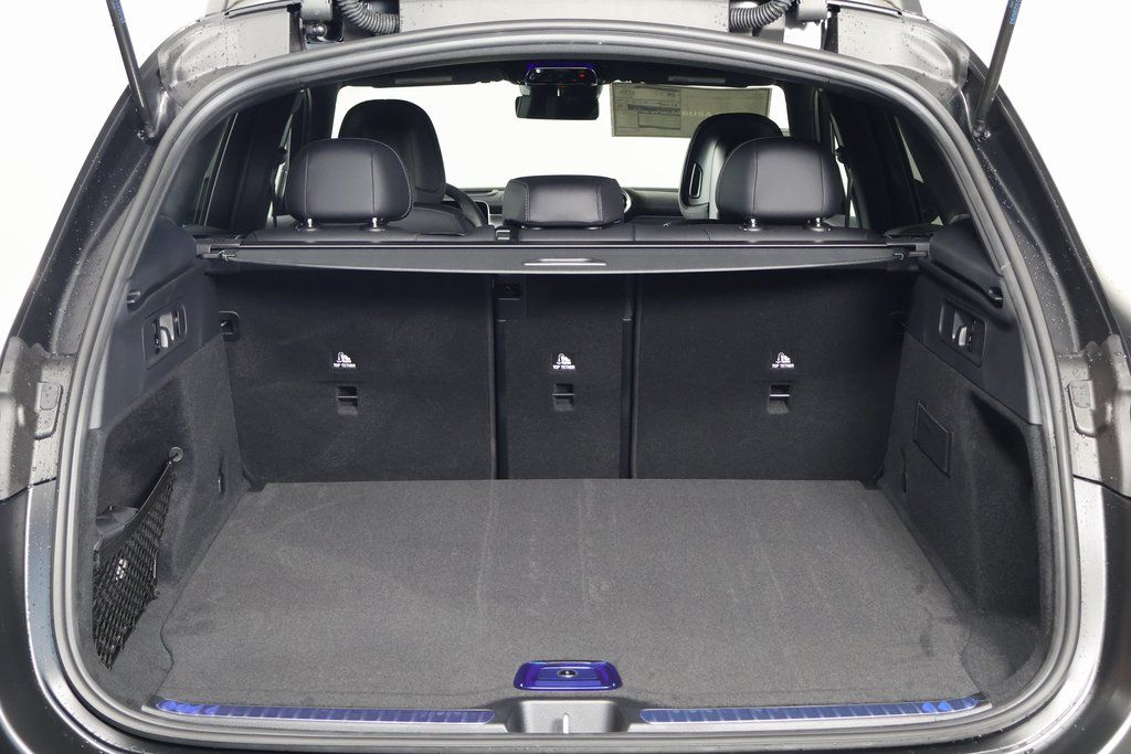 Thumbnail: 2026 Mercedes-Benz GLC - 8