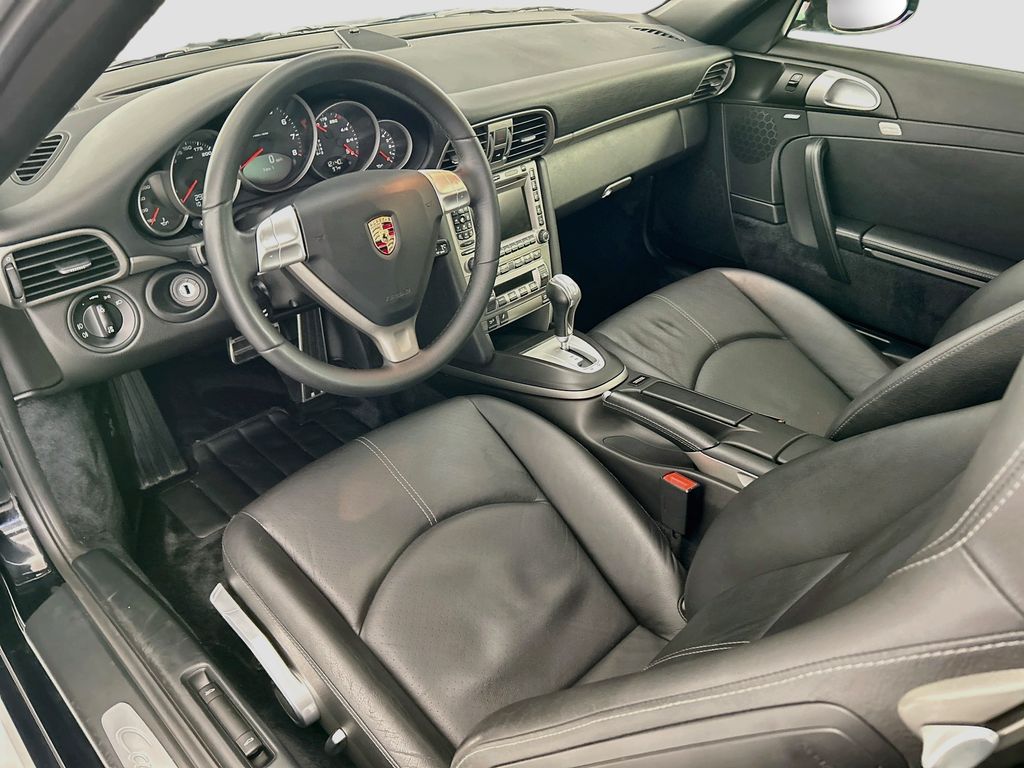 Thumbnail: 2007 Porsche 911 - 9