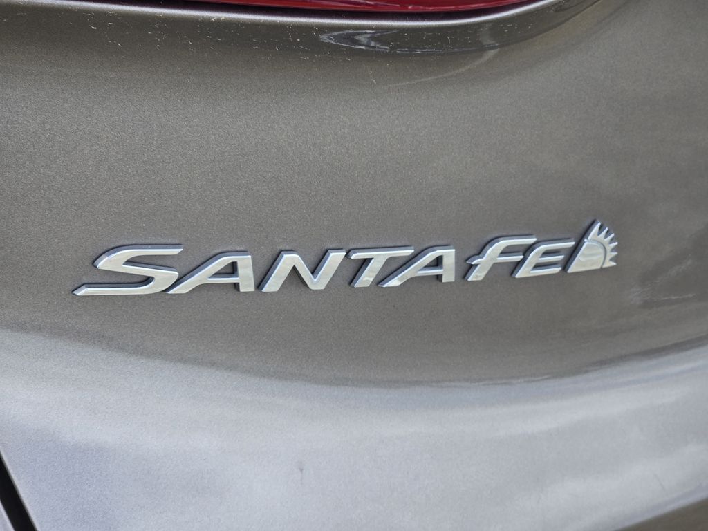 2020 Hyundai Santa Fe SE Brown at Autostrade