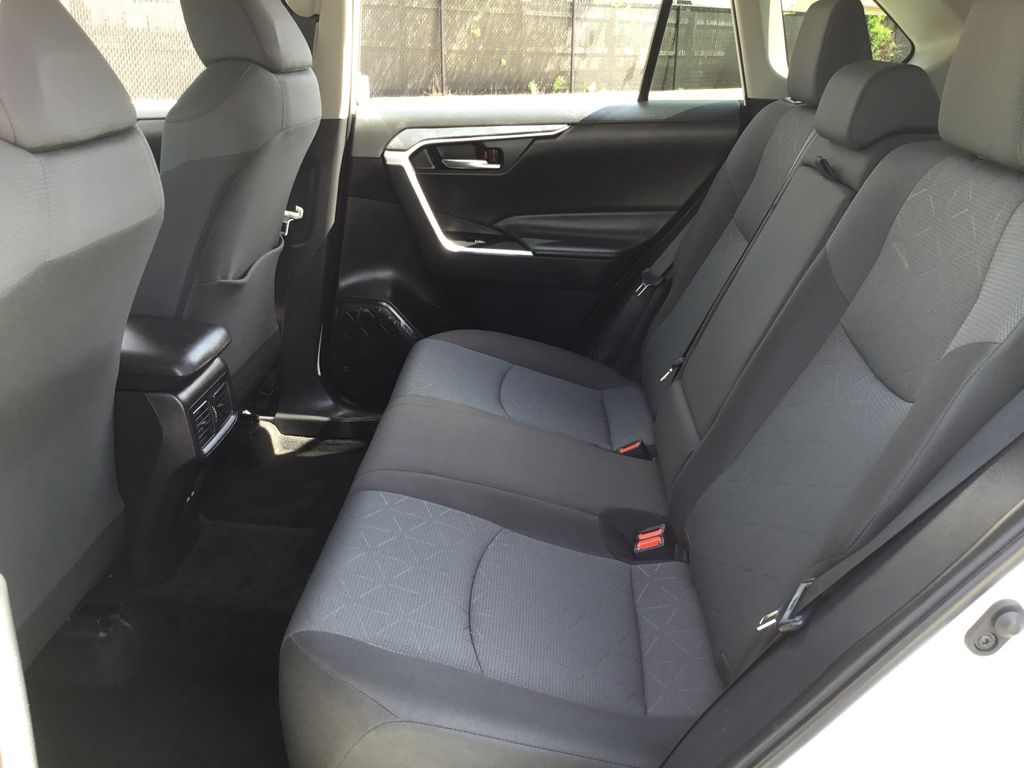 Thumbnail: 2024 Toyota RAV4 - 16