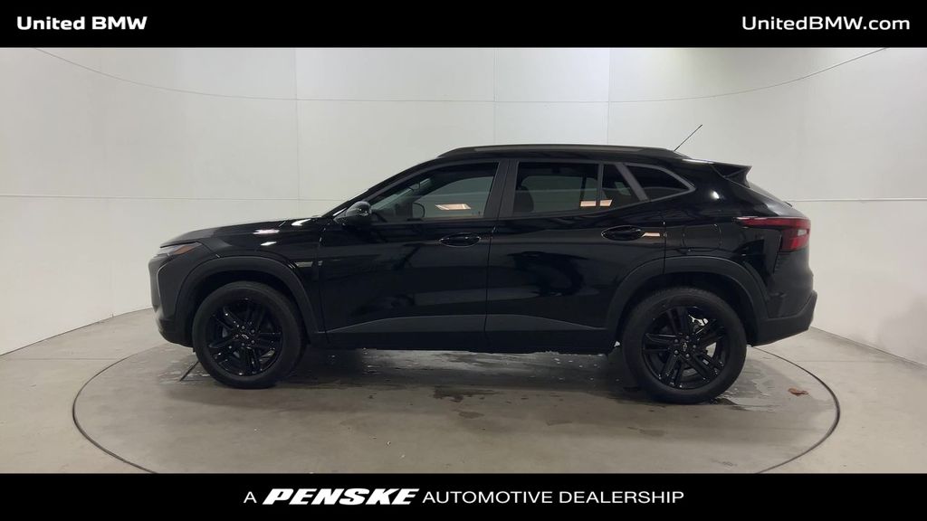 Thumbnail: 2024 Chevrolet Trax - 5