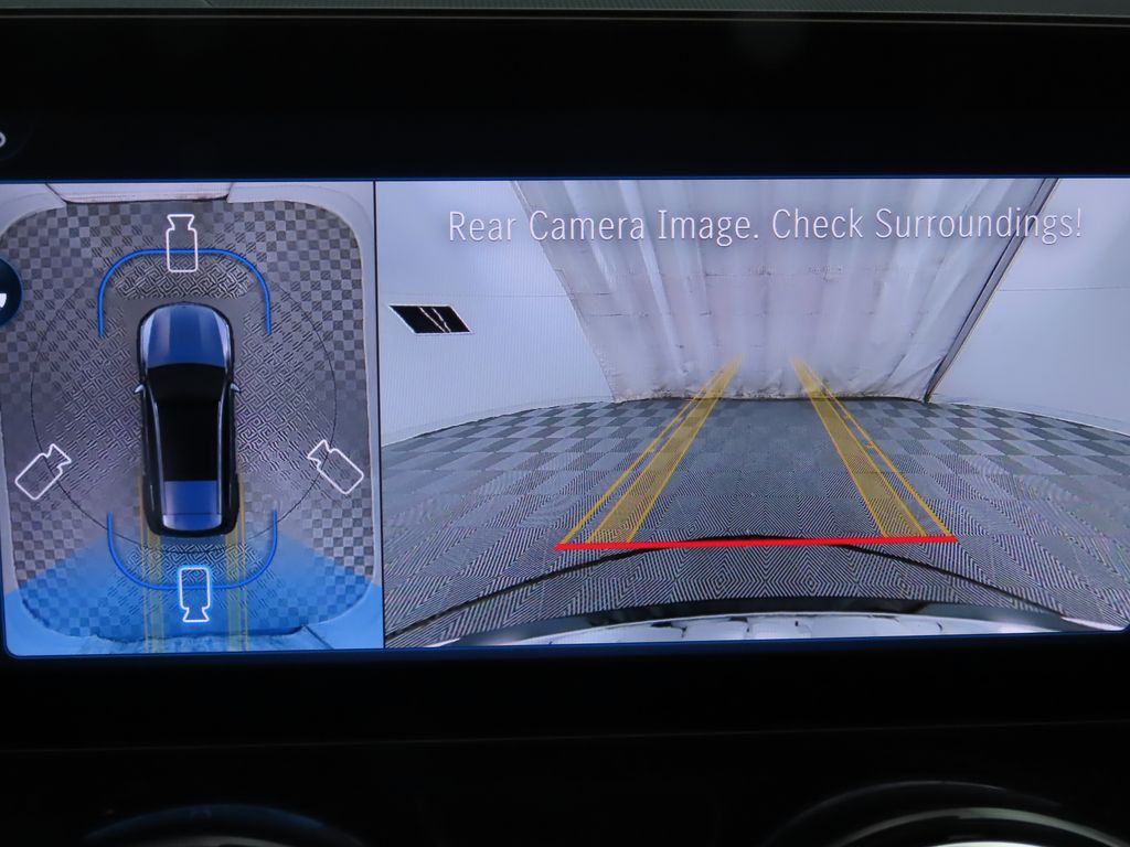 Thumbnail: 2026 Mercedes-Benz GLB - 16