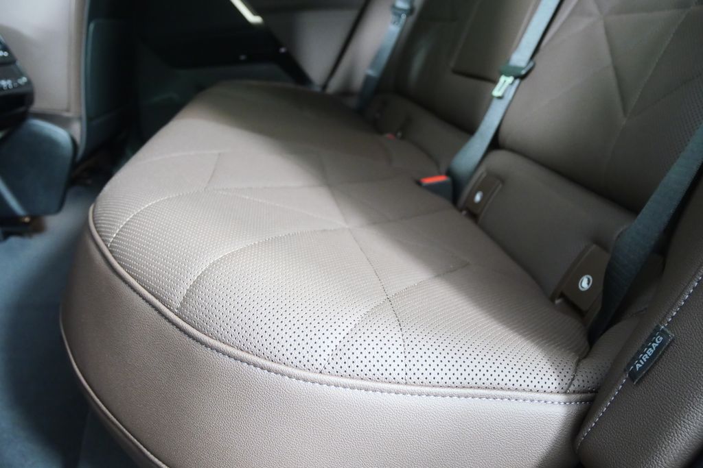 Thumbnail: 2026 BMW iX - 15