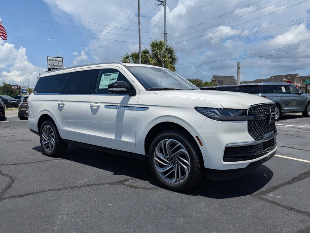 2025 Lincoln Navigator L Reserve