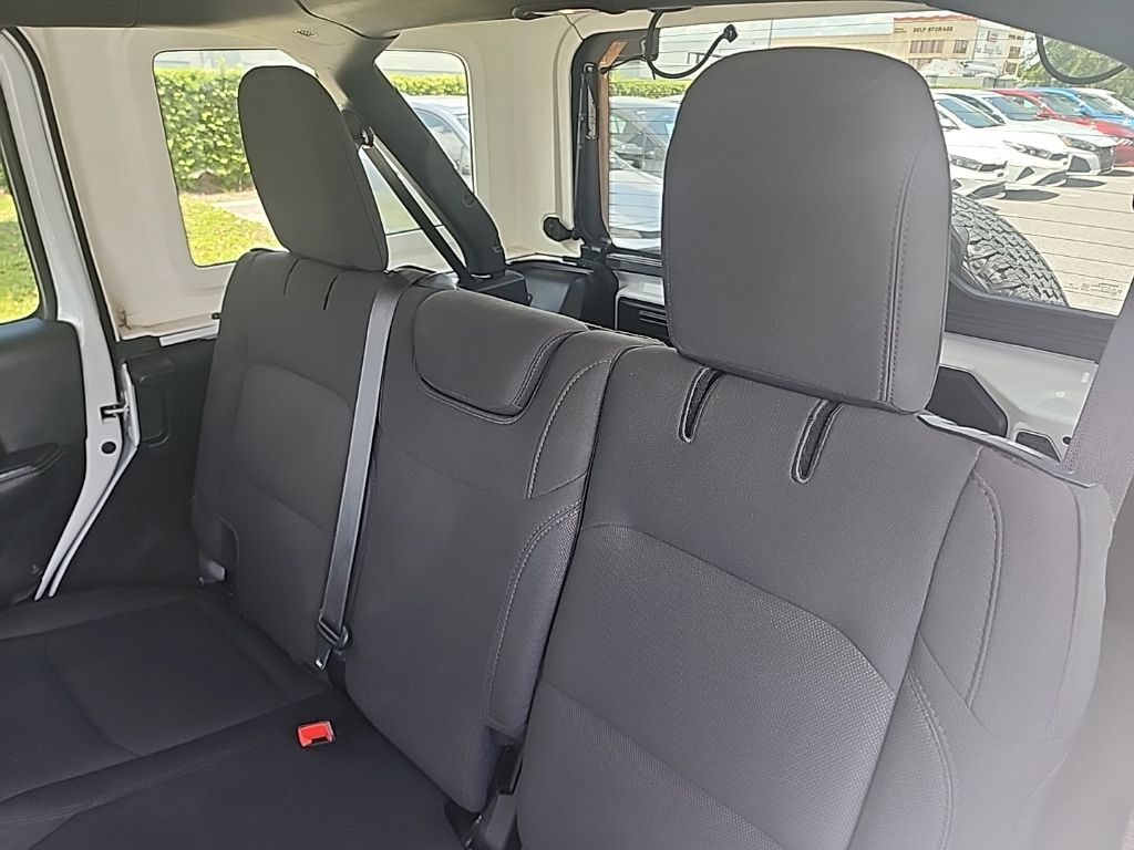 2023 White Jeep Wrangler Sahara 4X4 SUV