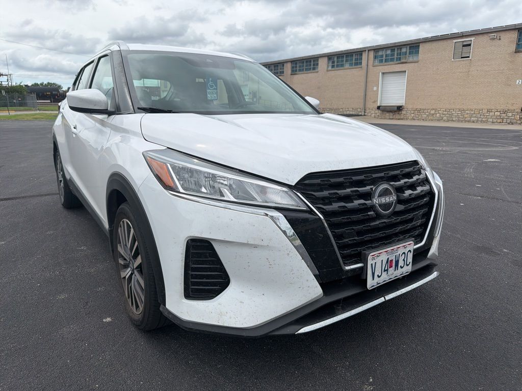 2023 Fresh Powder Nissan Kicks SV FWD SUV