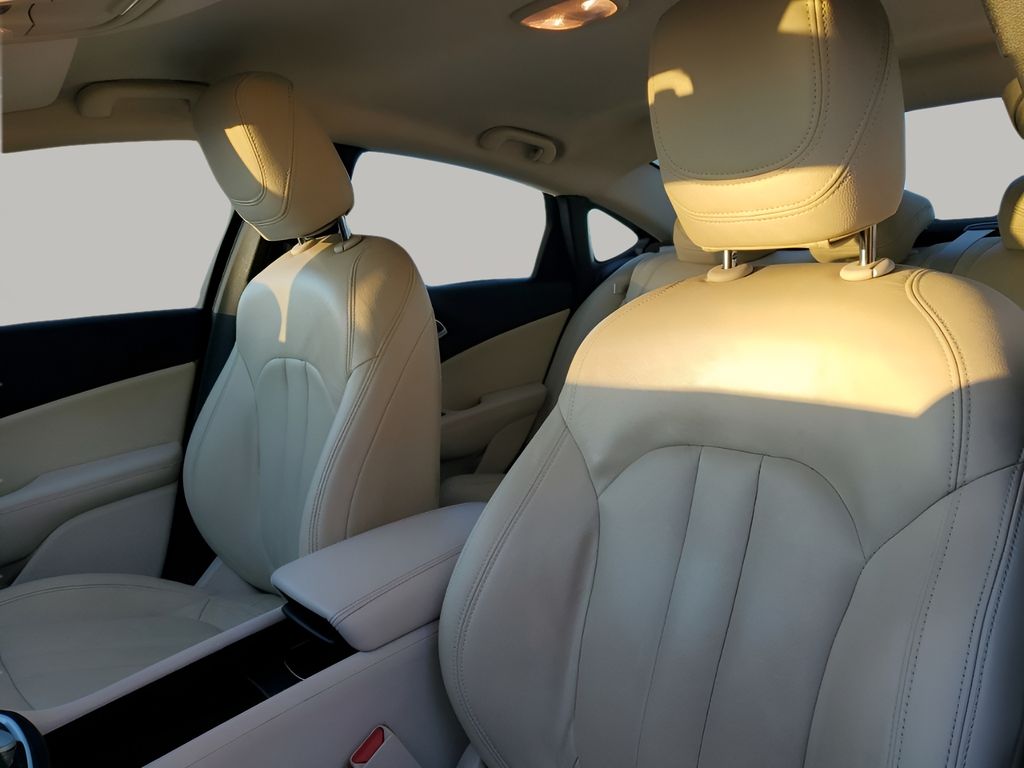 Used Car 2015 Chrysler 200  Limited For Sale Under $10,000 In Austin, Texas