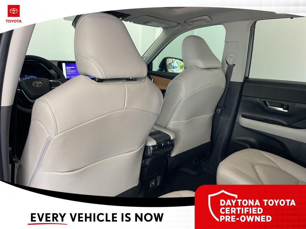 2026 Toyota Grand Highlander Platinum - Photo 36