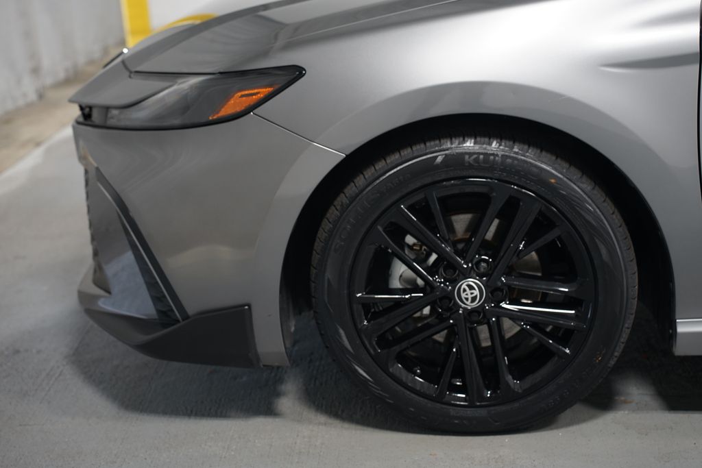 Thumbnail: 2025 Toyota Camry - 5