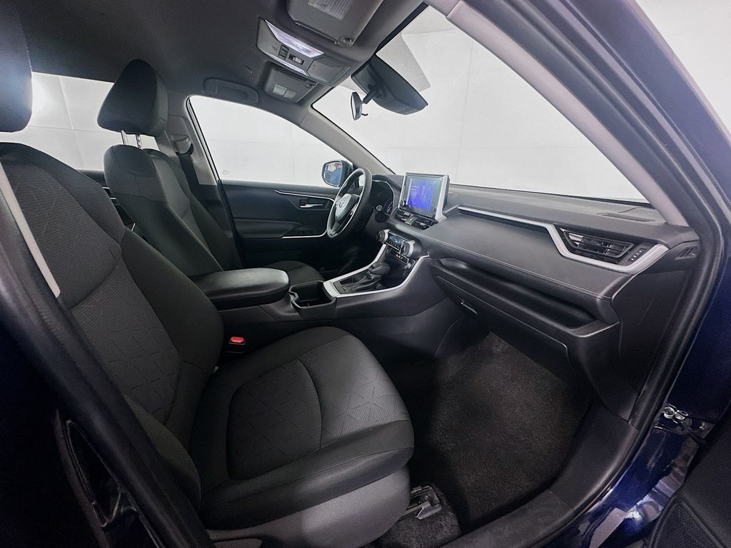 Thumbnail: 2024 Toyota RAV4 - 29