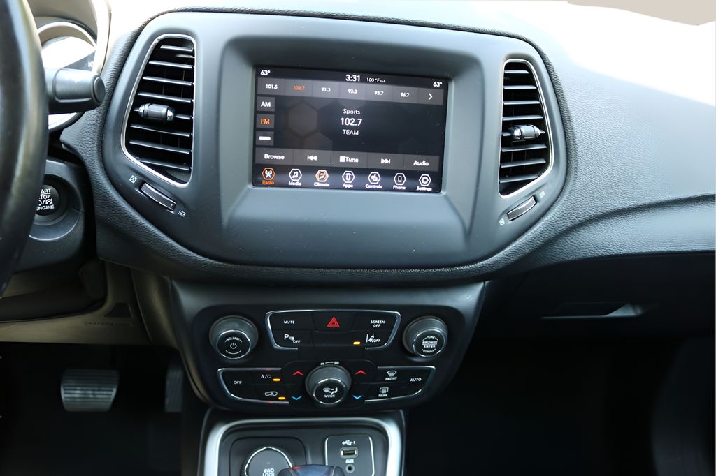 Used 2021 Gray Jeep Latitude image 23
