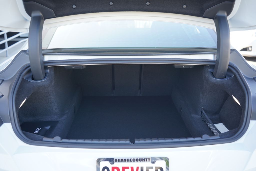 Thumbnail: 2026 BMW 8 Series - 21