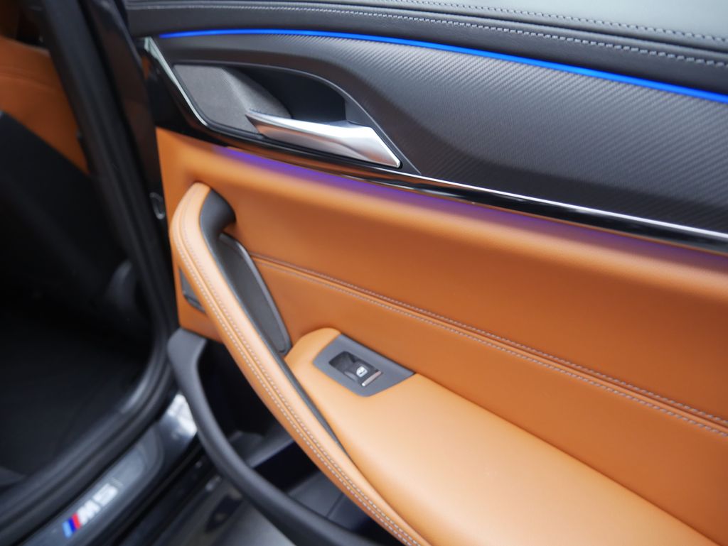 Thumbnail: 2020 BMW M5 - 19