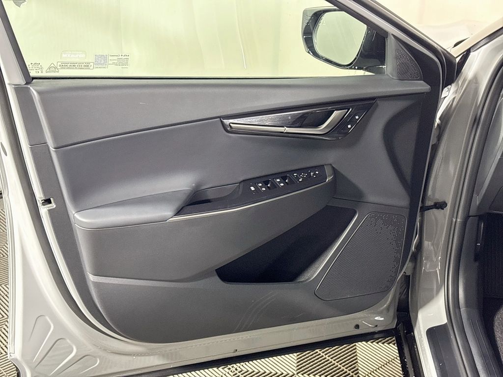 2026 Kia EV6 Wind
