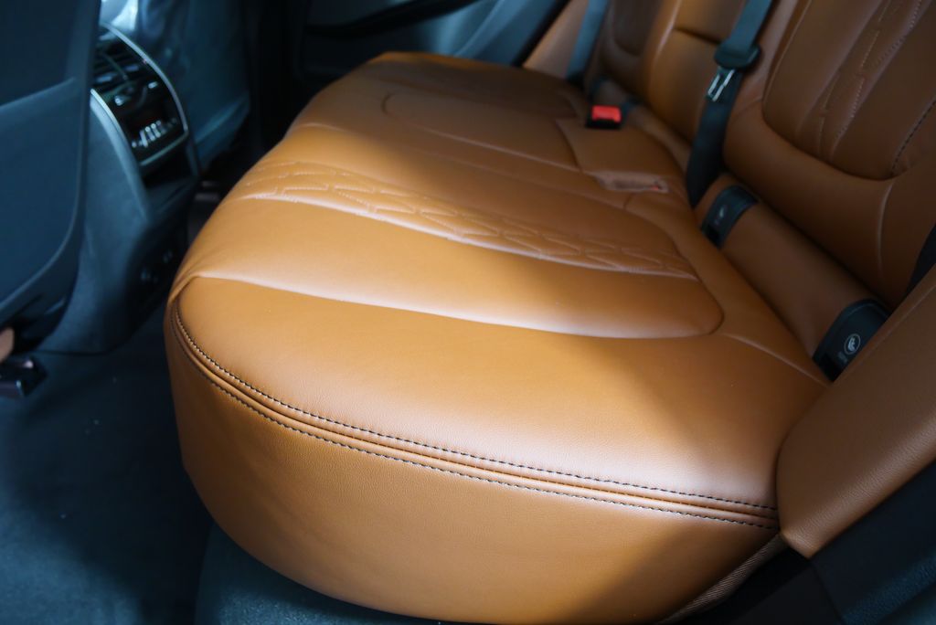 2026 BMW X5 xDrive40i 14