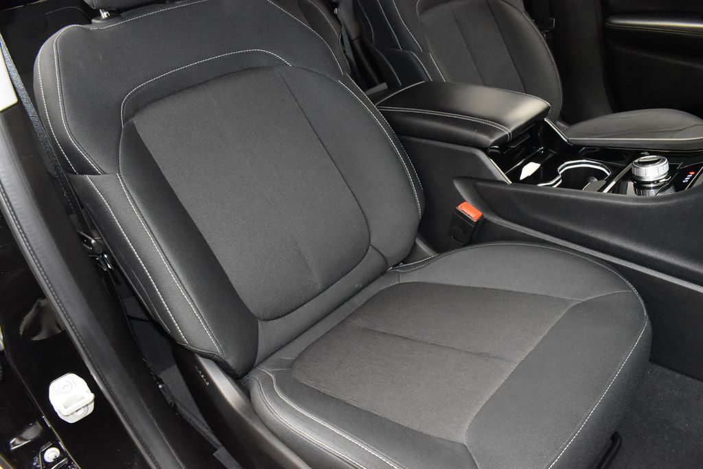 Thumbnail: 2023 Jeep Grand Cherokee - 21