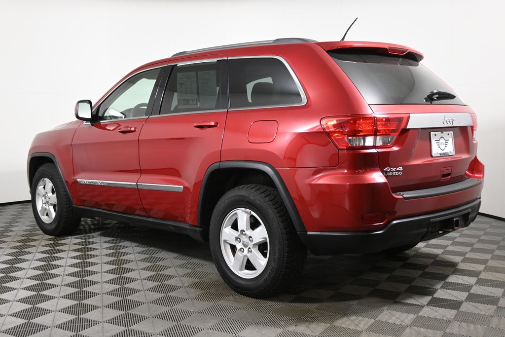 Thumbnail: 2011 Jeep Grand Cherokee - 5