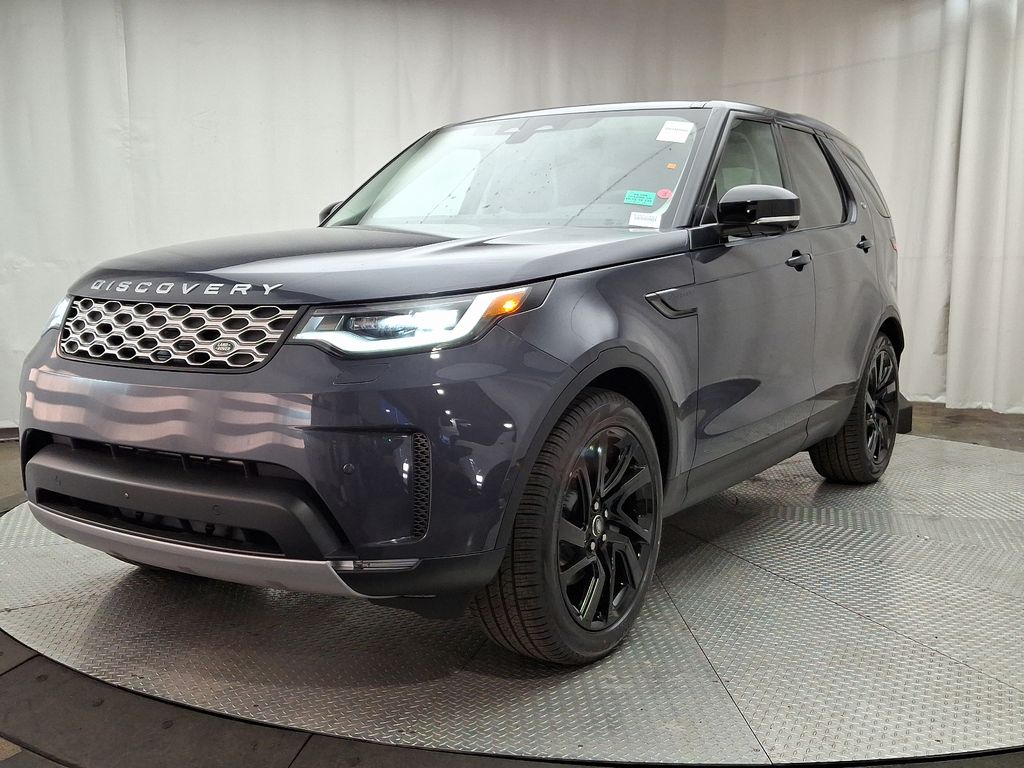 2025 Land Rover Discovery S -
                Eatontown, NJ