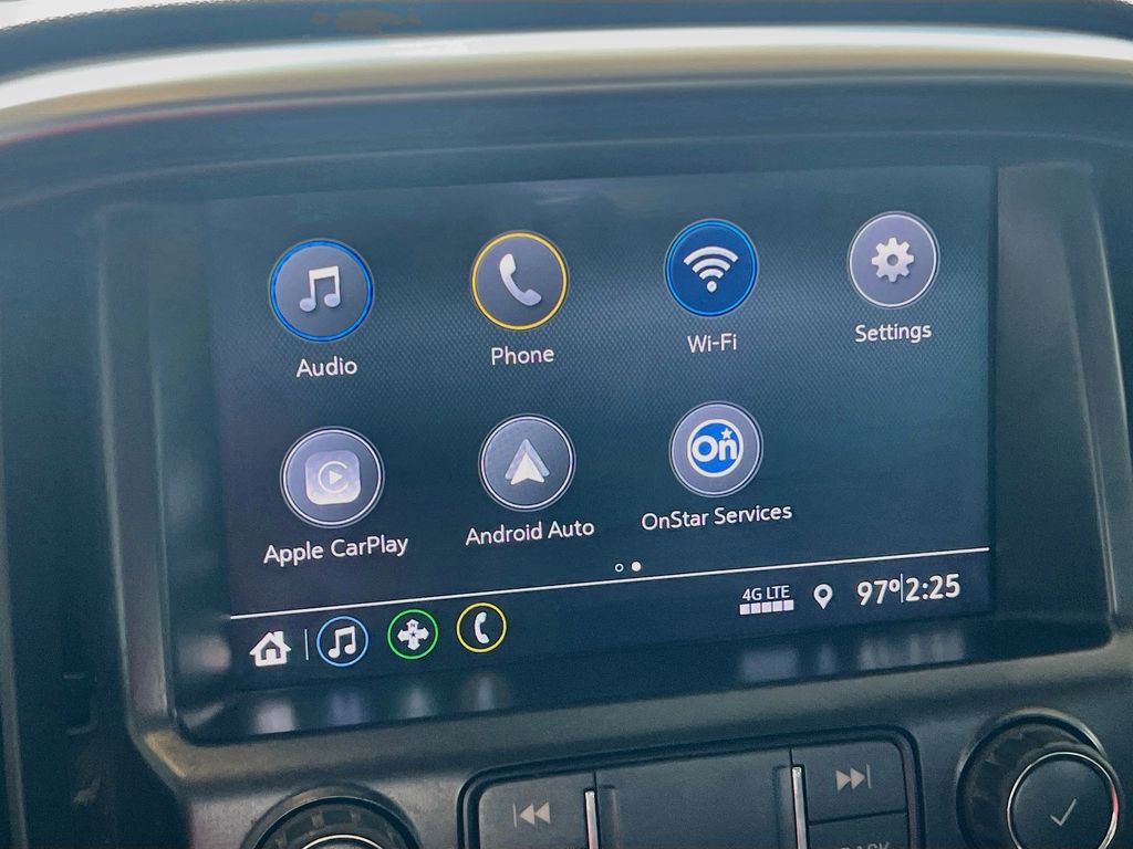 Used 2022 Gray Chevrolet LT image 14