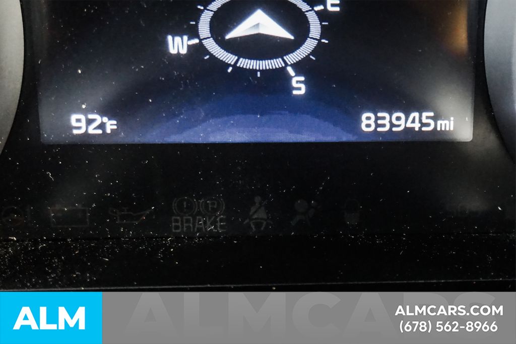 Used 2022 White Kia SX image 58