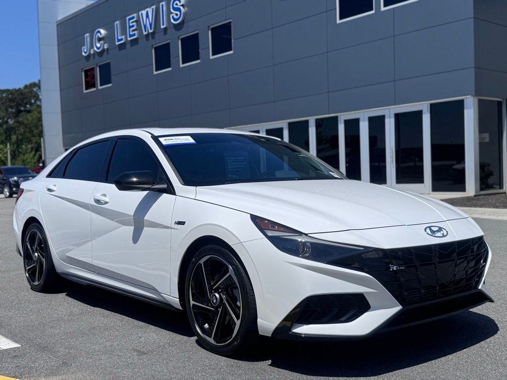 Atlas White 2023 Hyundai Elantra N Line FWD Sedan Front-Wheel Drive 7-Speed Dual Clutch