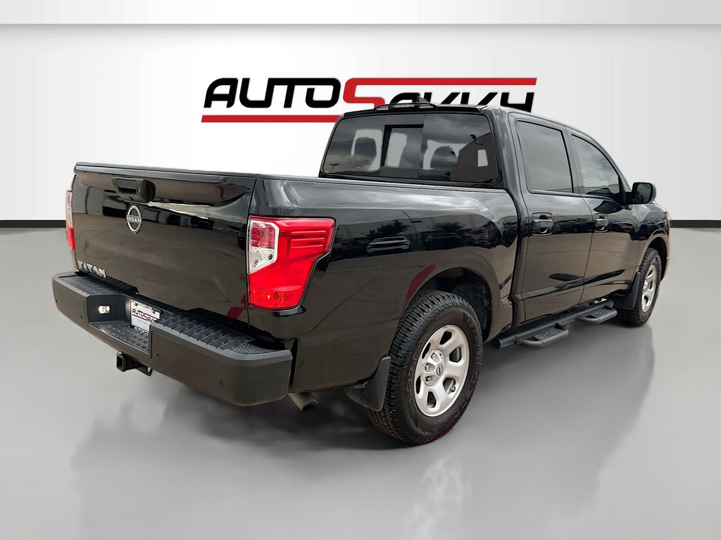 Used 2023 Black Nissan S image 7