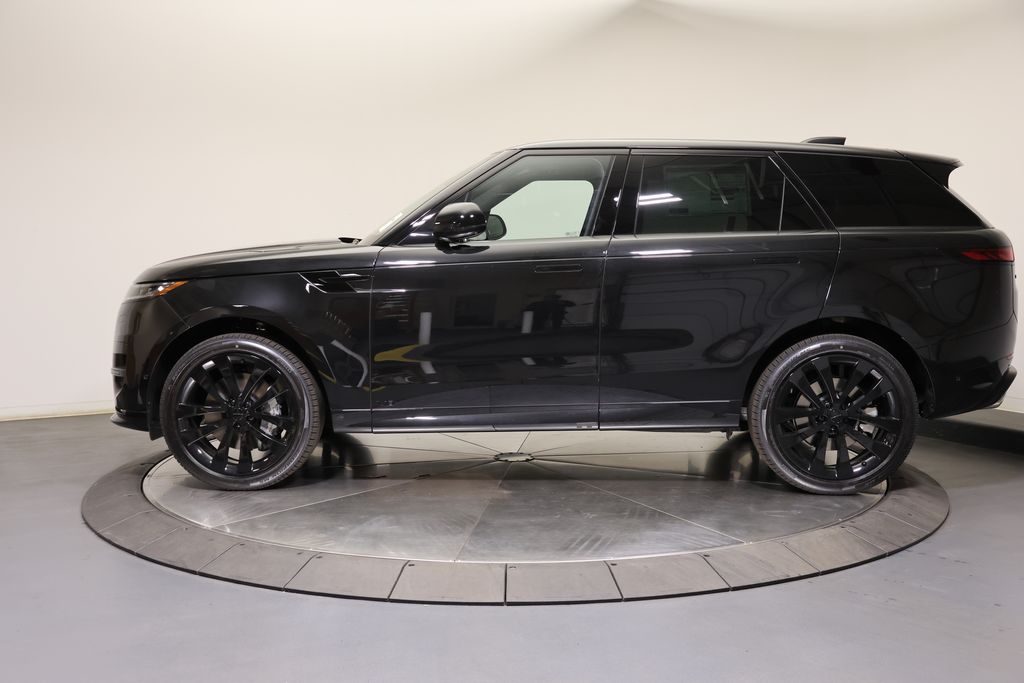 Thumbnail: 2026 Land Rover Range Rover Sport - 2