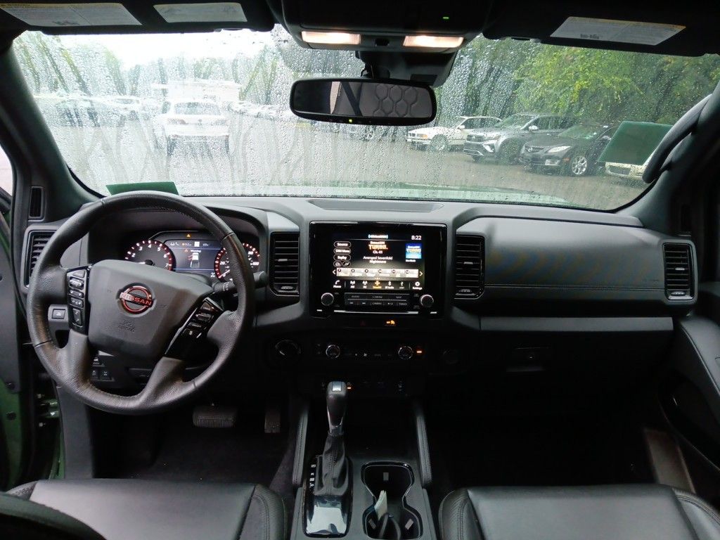 2022 Nissan Frontier PRO-4X 12