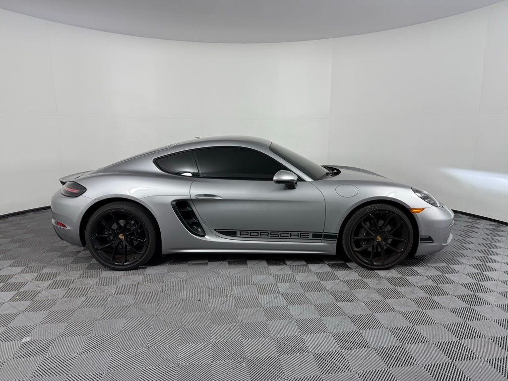 Thumbnail: 2024 Porsche 718 Cayman - 4
