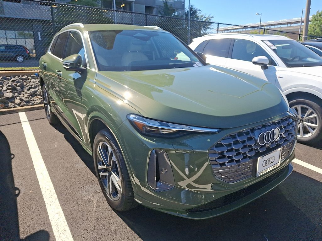 Thumbnail: 2025 Audi Q5 - 2