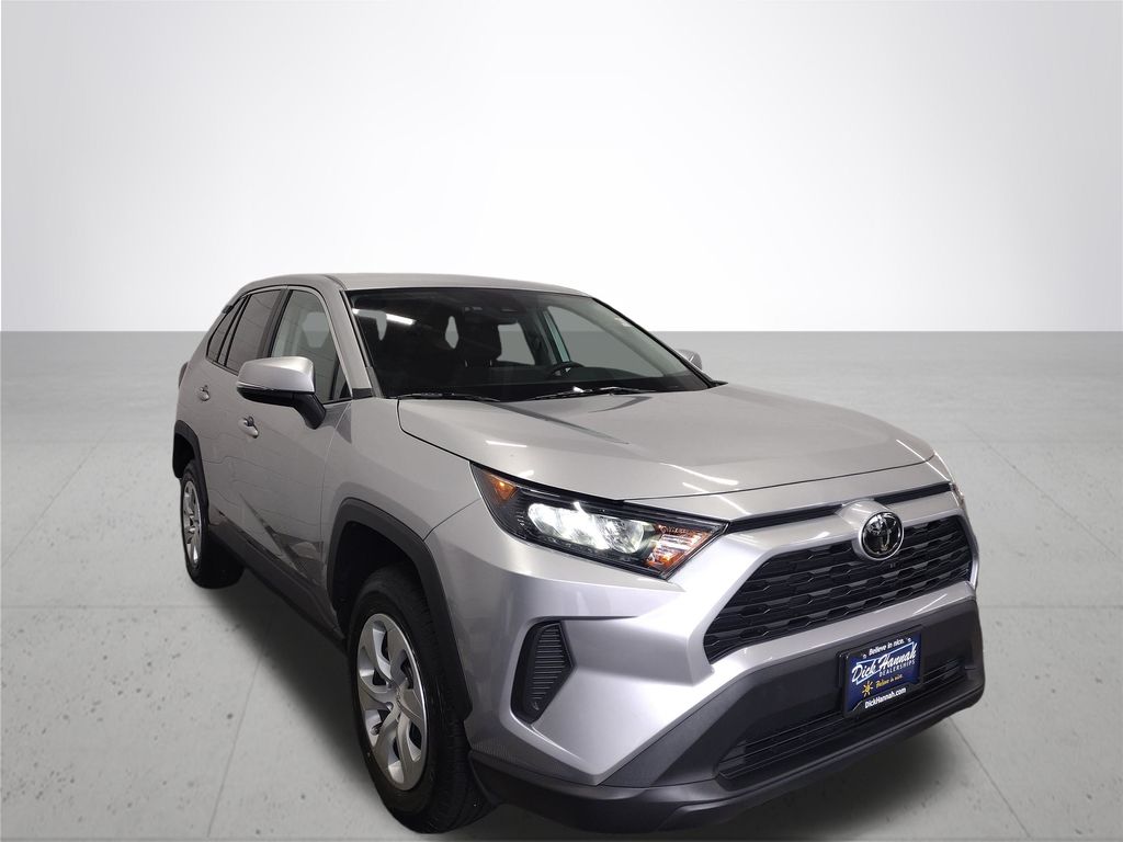 2022 Toyota RAV4 LE