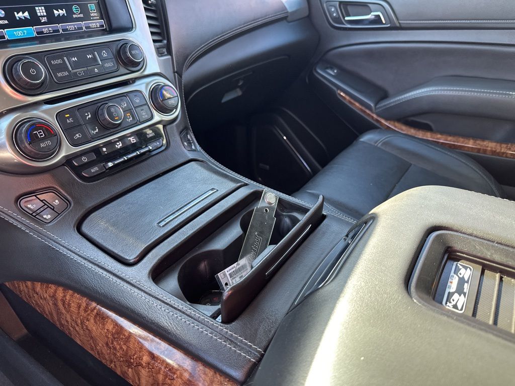 Used Car 2020 Chevrolet Suburban  Premier For Sale Under $40,000 In Austin, Texas