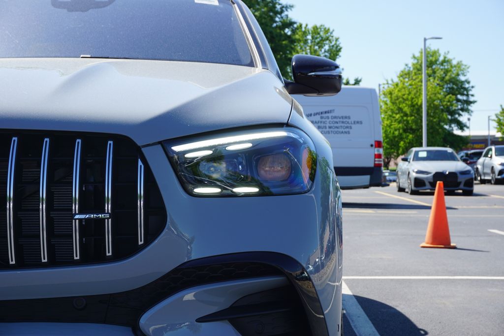 Thumbnail: 2025 Mercedes-Benz GLE - 7