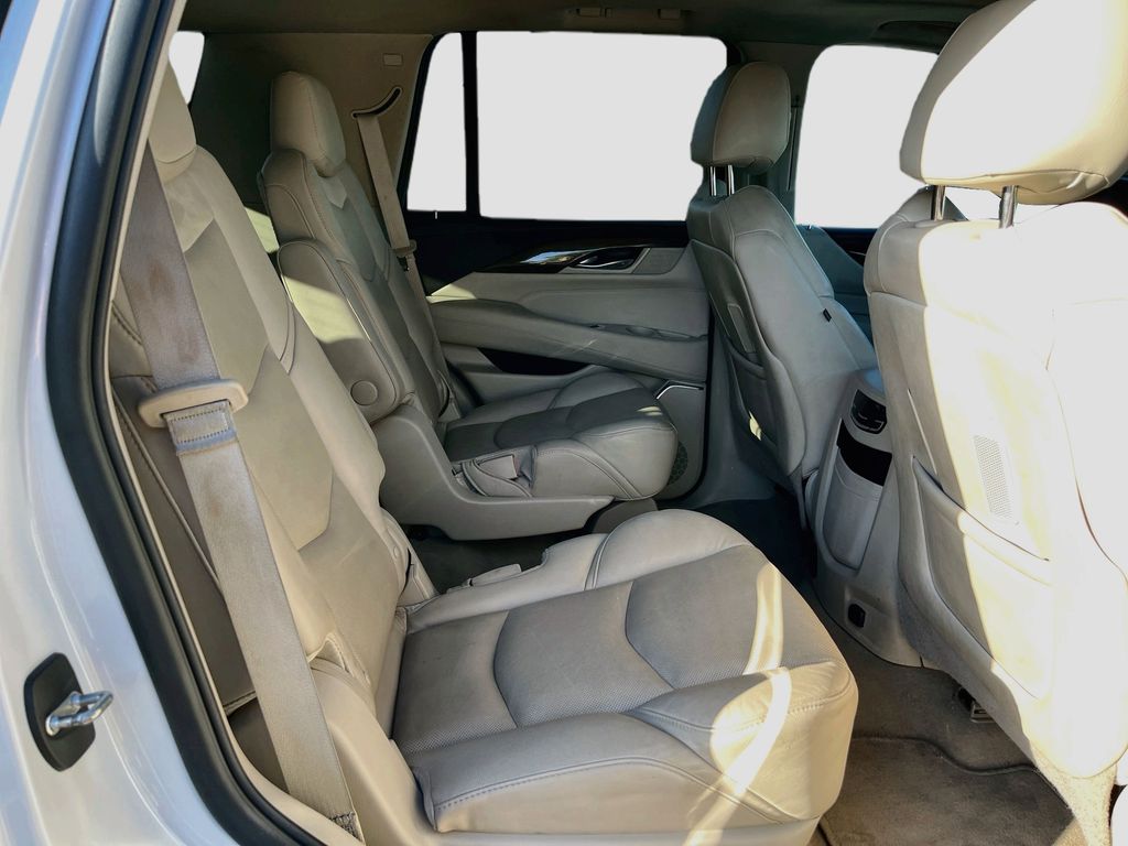 Used 2019 White Cadillac Luxury image 30