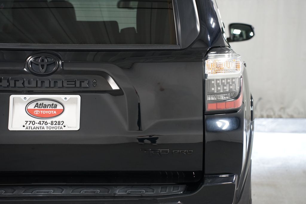 Thumbnail: 2022 Toyota 4Runner - 10