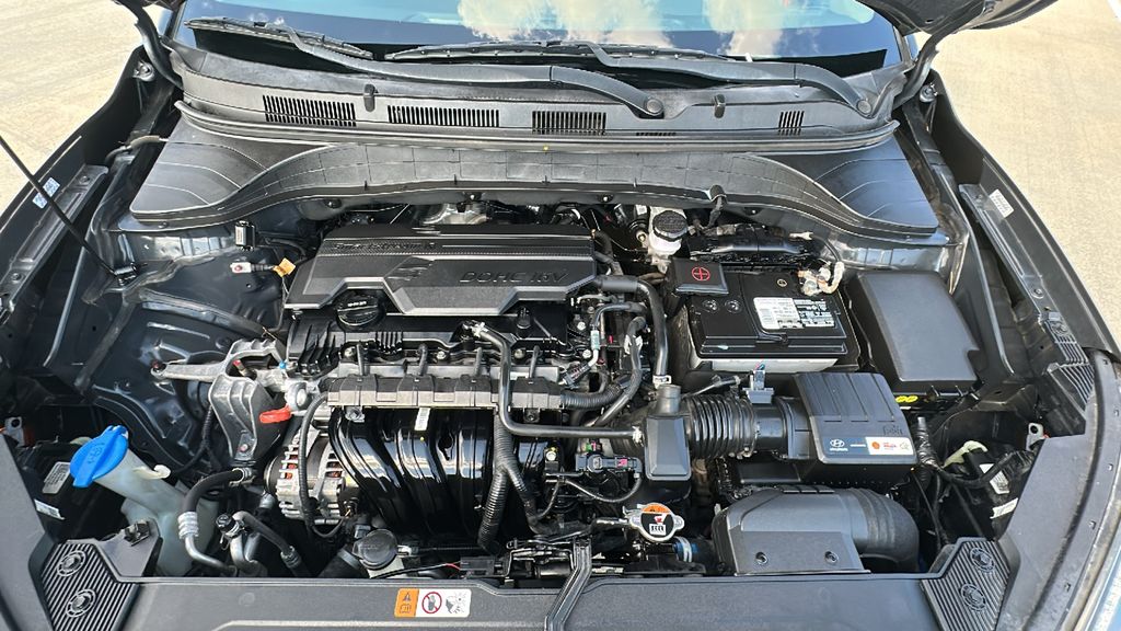 2022 Hyundai Kona SE Black at AutoSavvy Houston Southwest