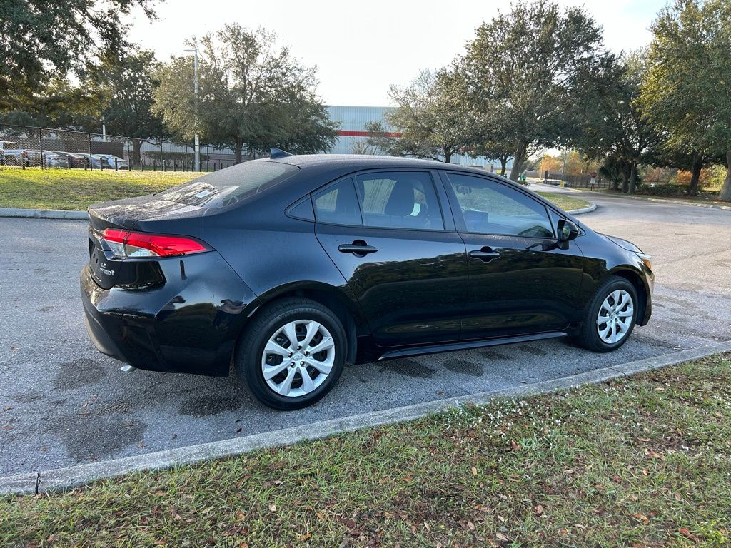 Thumbnail: 2024 Toyota Corolla - 5