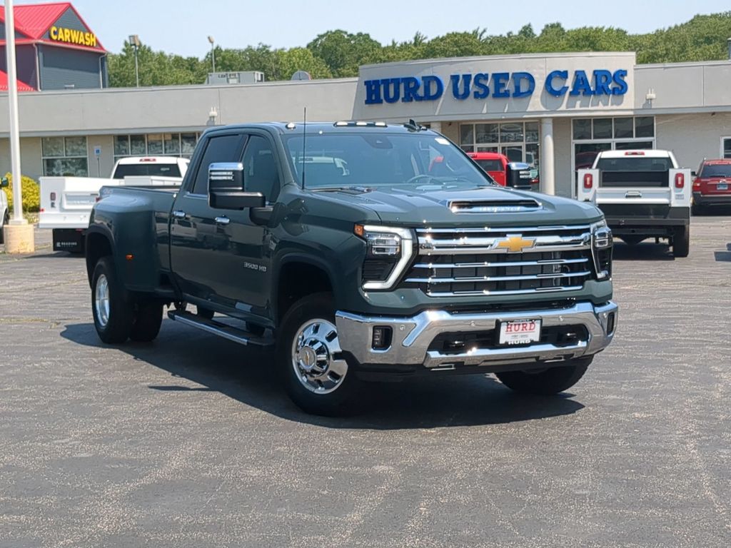 Cypress Gray 2026 Chevrolet Silverado 3500HD Pickup Truck Four-Wheel Drive Automatic