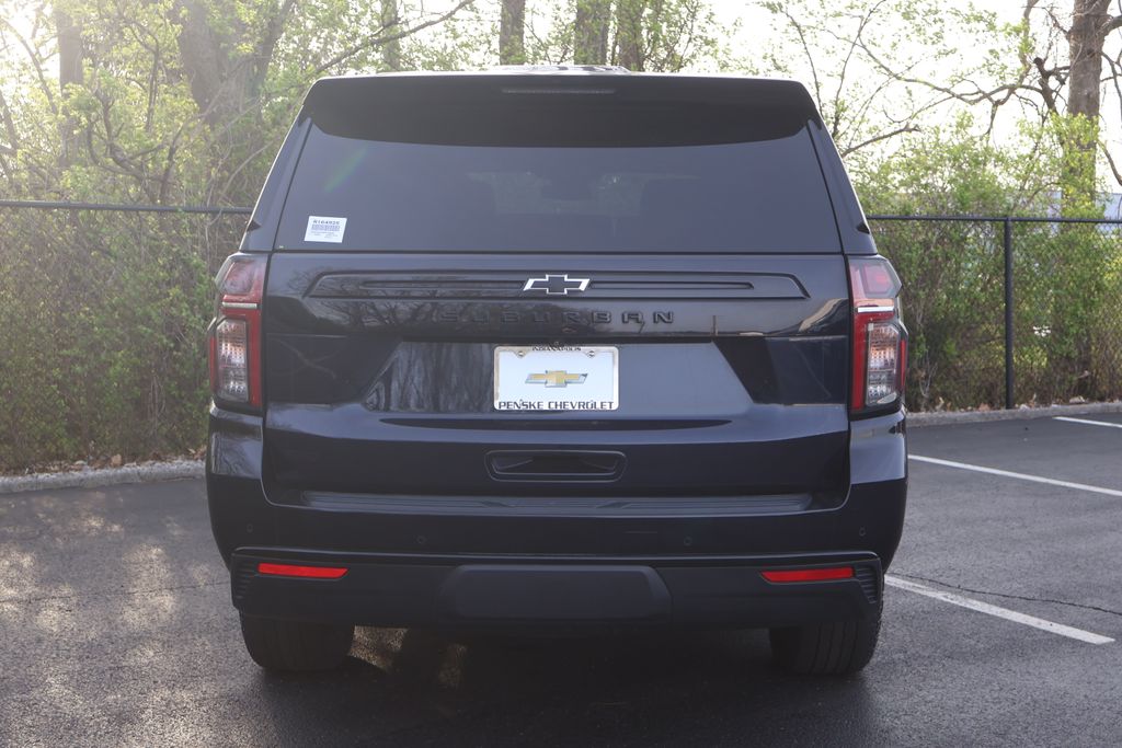 Thumbnail: 2024 Chevrolet Suburban - 7