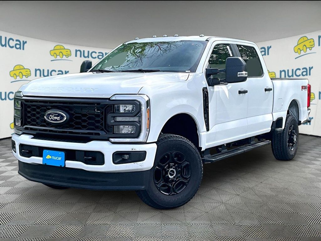 2026 Ford F-350SD — photo 2