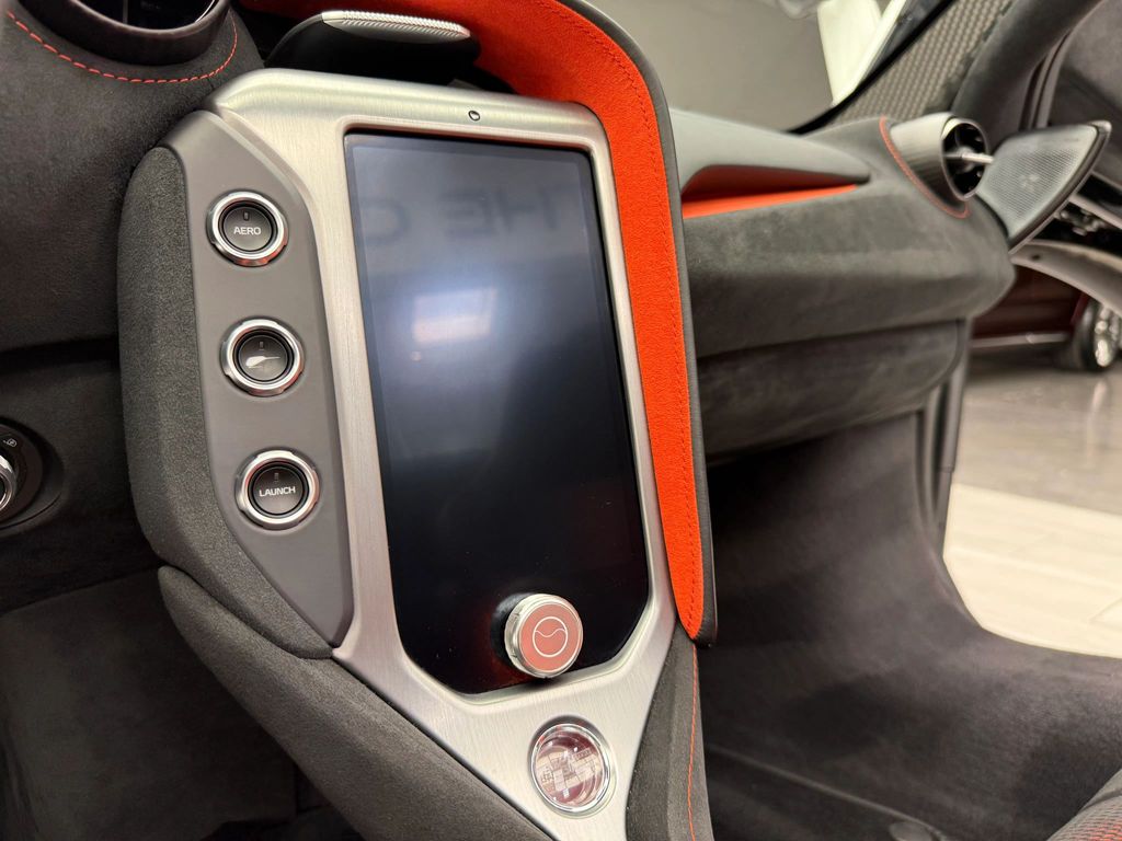 2024 McLaren 750S