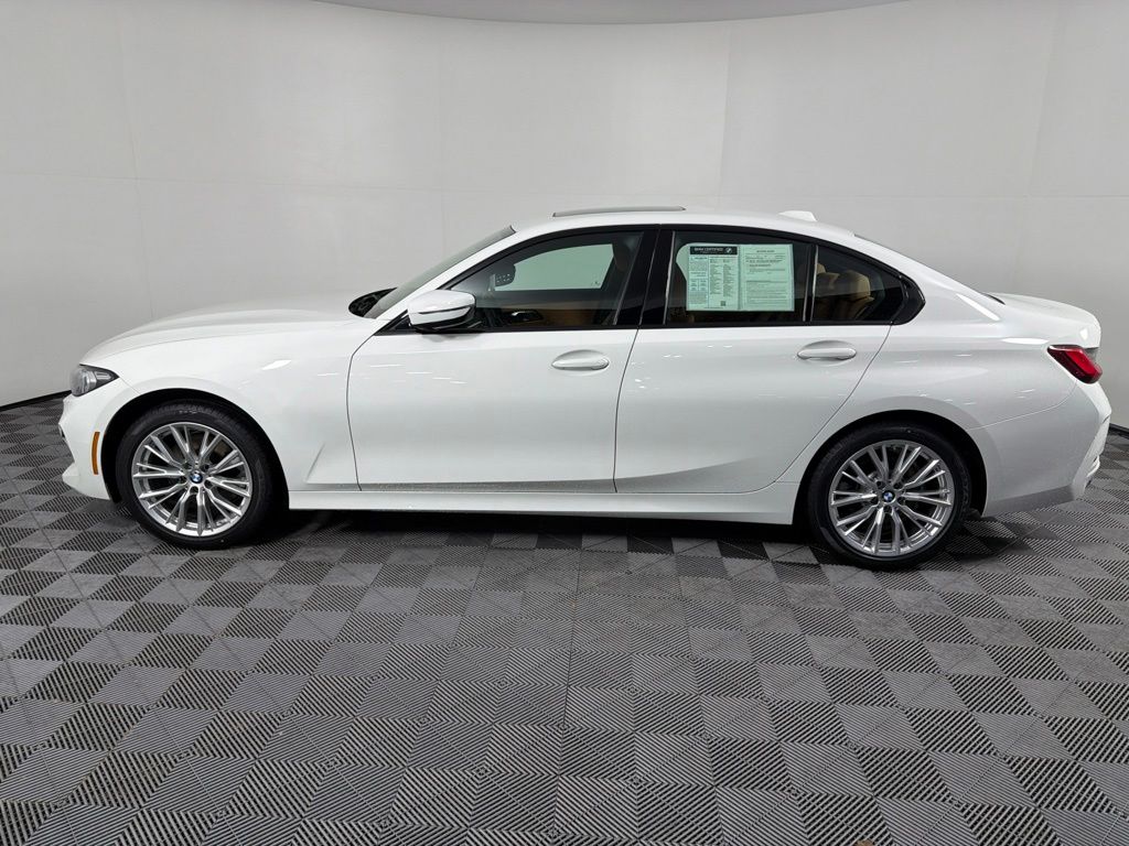 Thumbnail: 2023 BMW 3 Series - 8